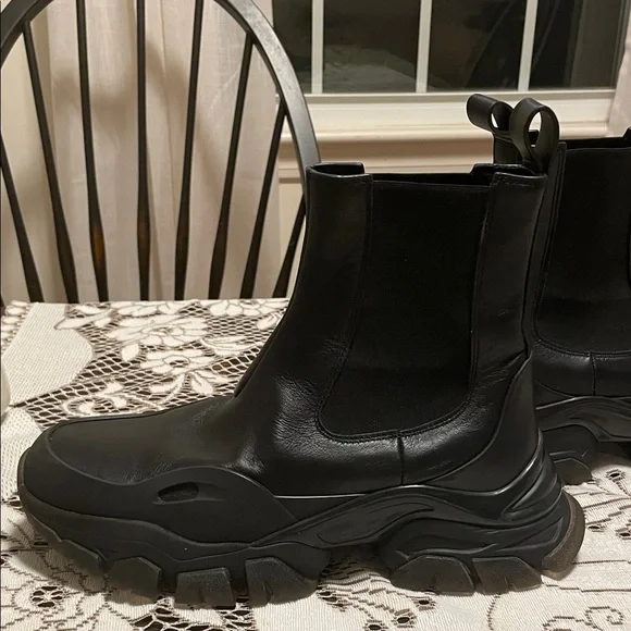 Moncler 1017 Genius 6 Alyx Sleek Black Chunky Leather Ary Ankle Boots - Picture 10 of 16